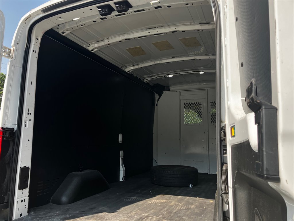 2018 Ford Transit photo 10