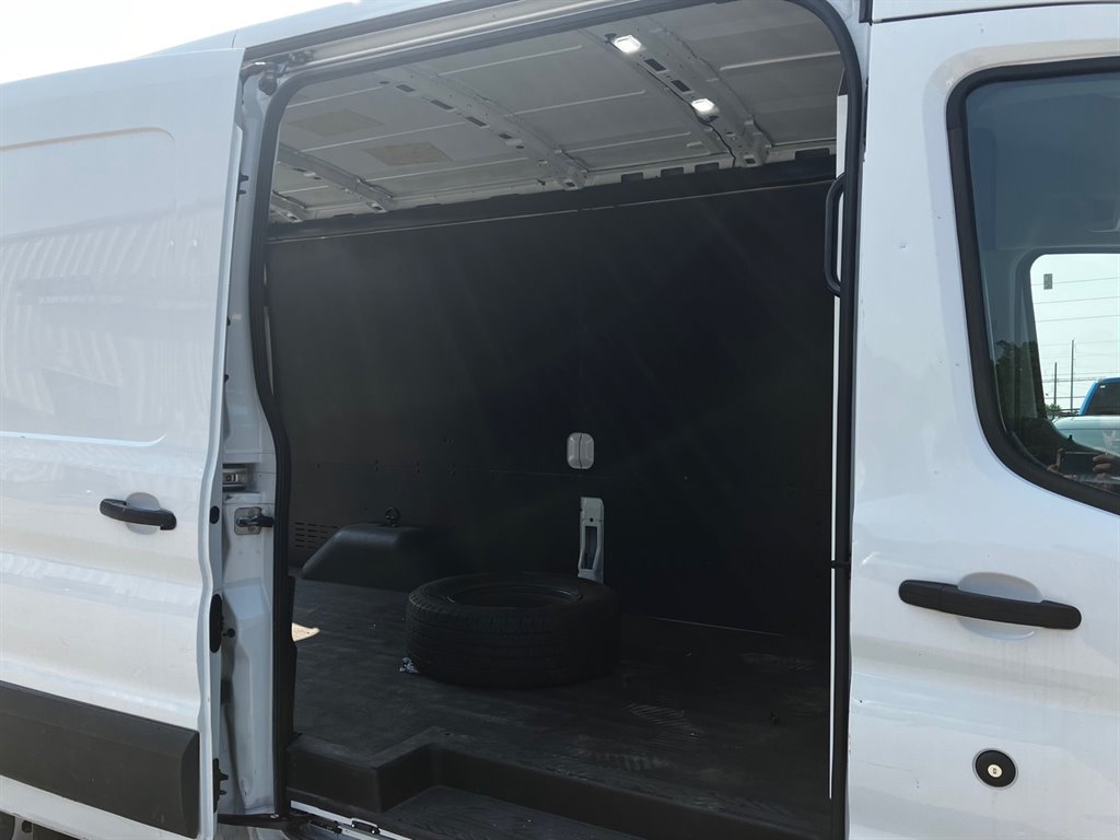 2018 Ford Transit photo 11