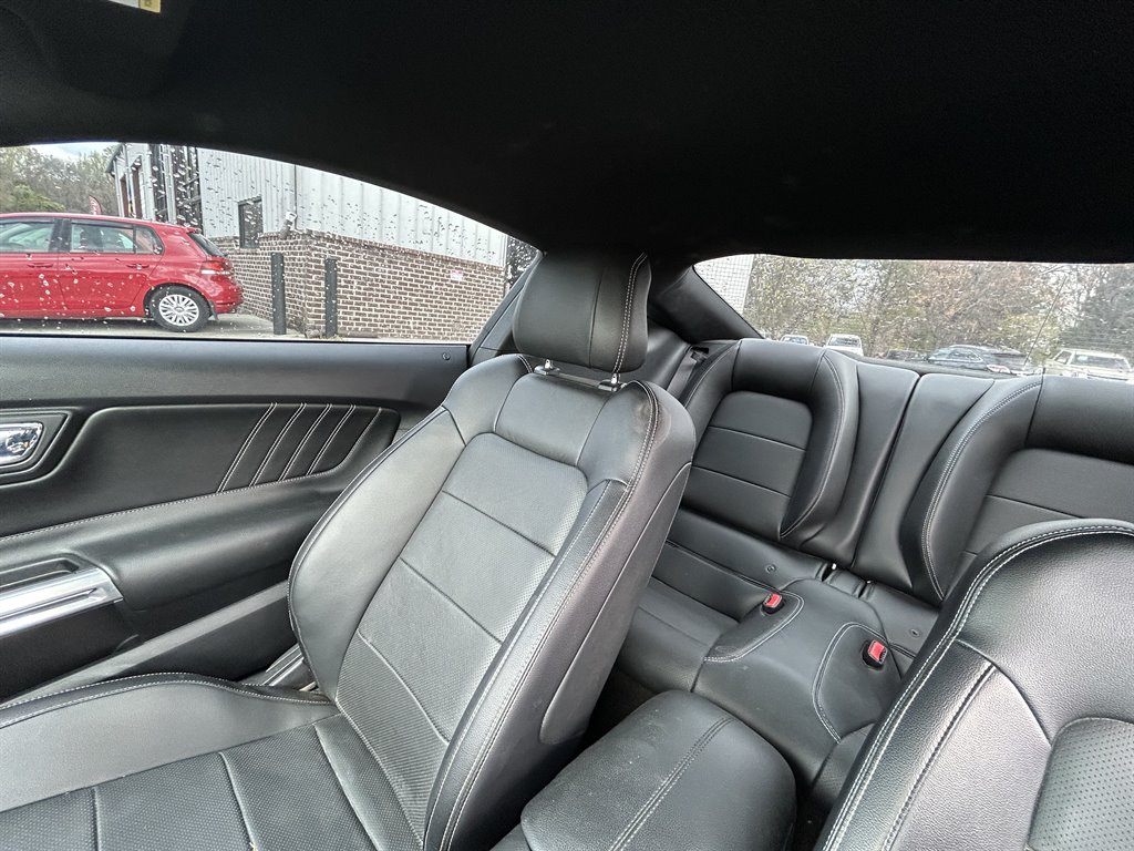 2015 Ford Mustang GT photo 20