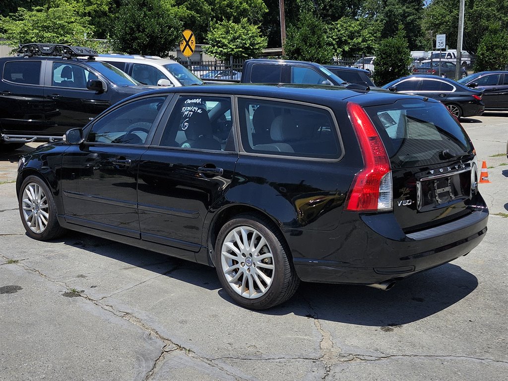 2011 Volvo V50 T5 photo 7