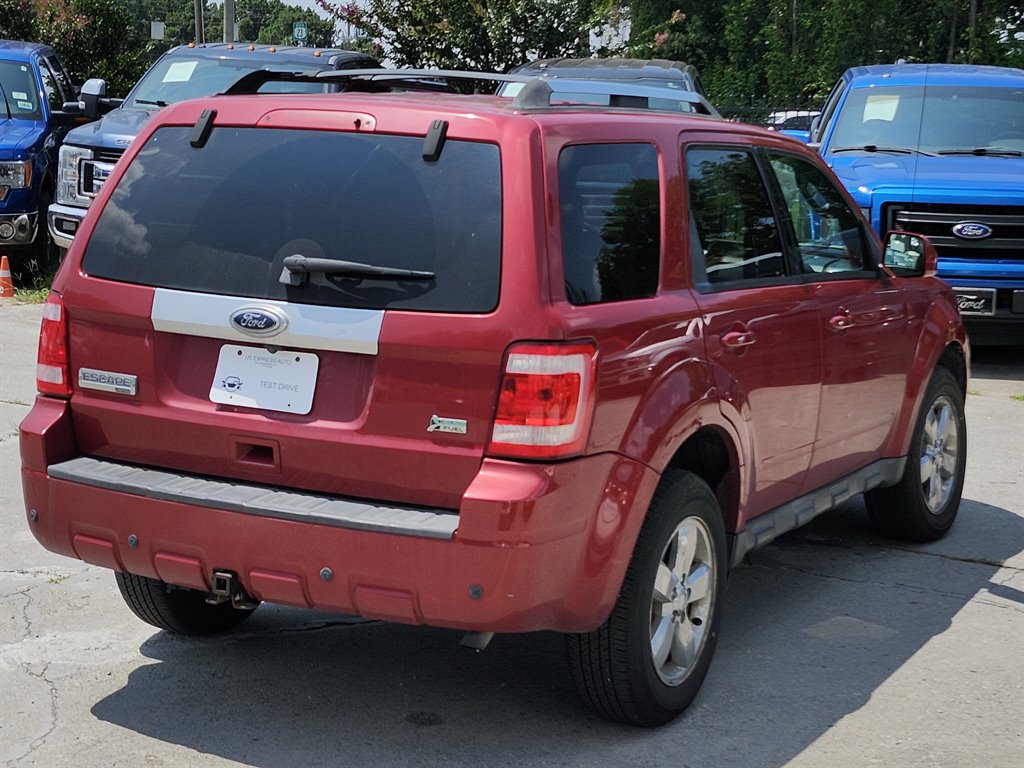 2010 Ford Escape Limited photo 5
