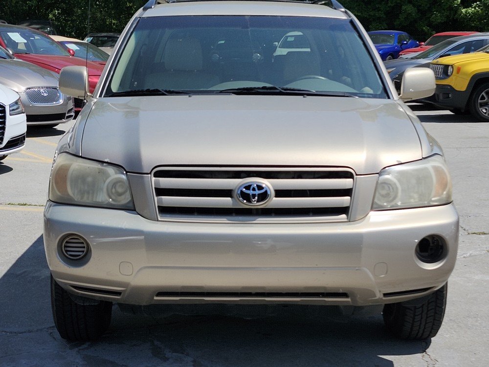 2004 Toyota Highlander Base photo 3