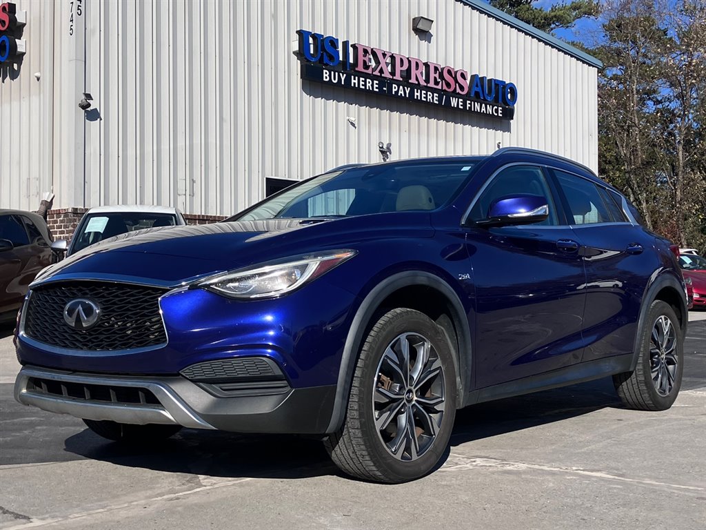 2019 INFINITI QX30 ESSENTIAL