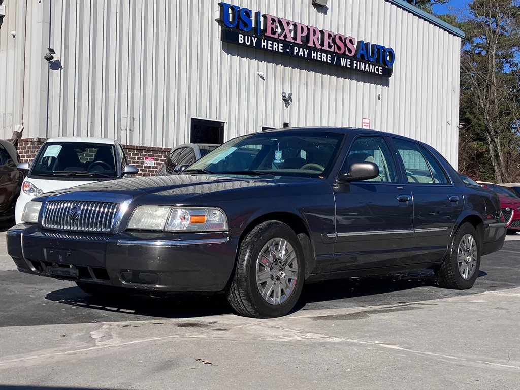 Mercury Grand Marquis's photo