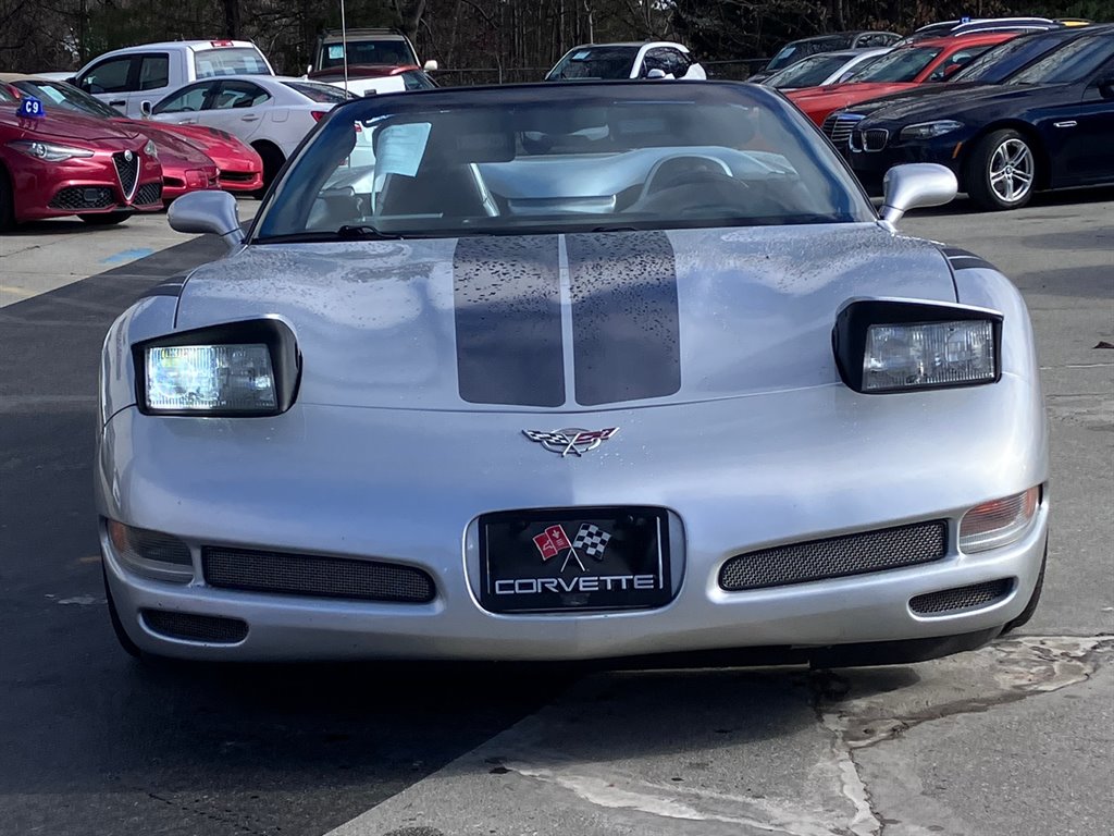 2003 Chevrolet Corvette Base photo 2