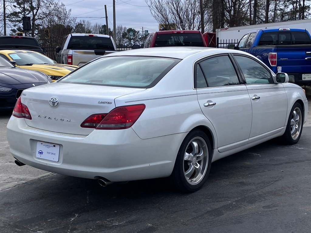 2008 Toyota Avalon Touring photo 7