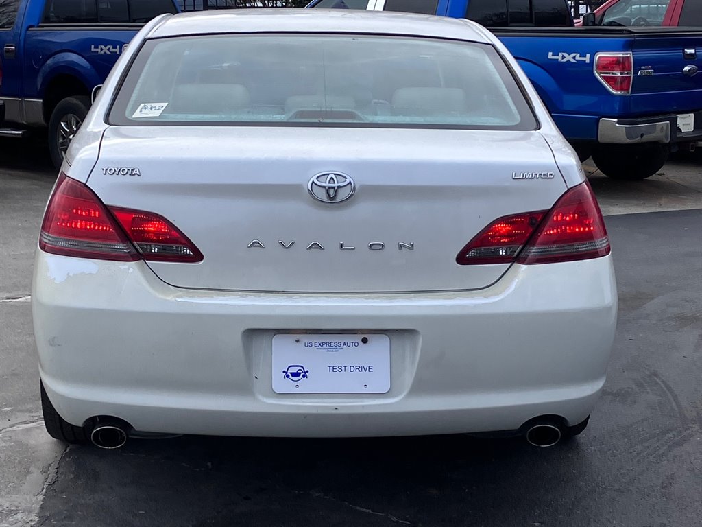 2008 Toyota Avalon Touring photo 8