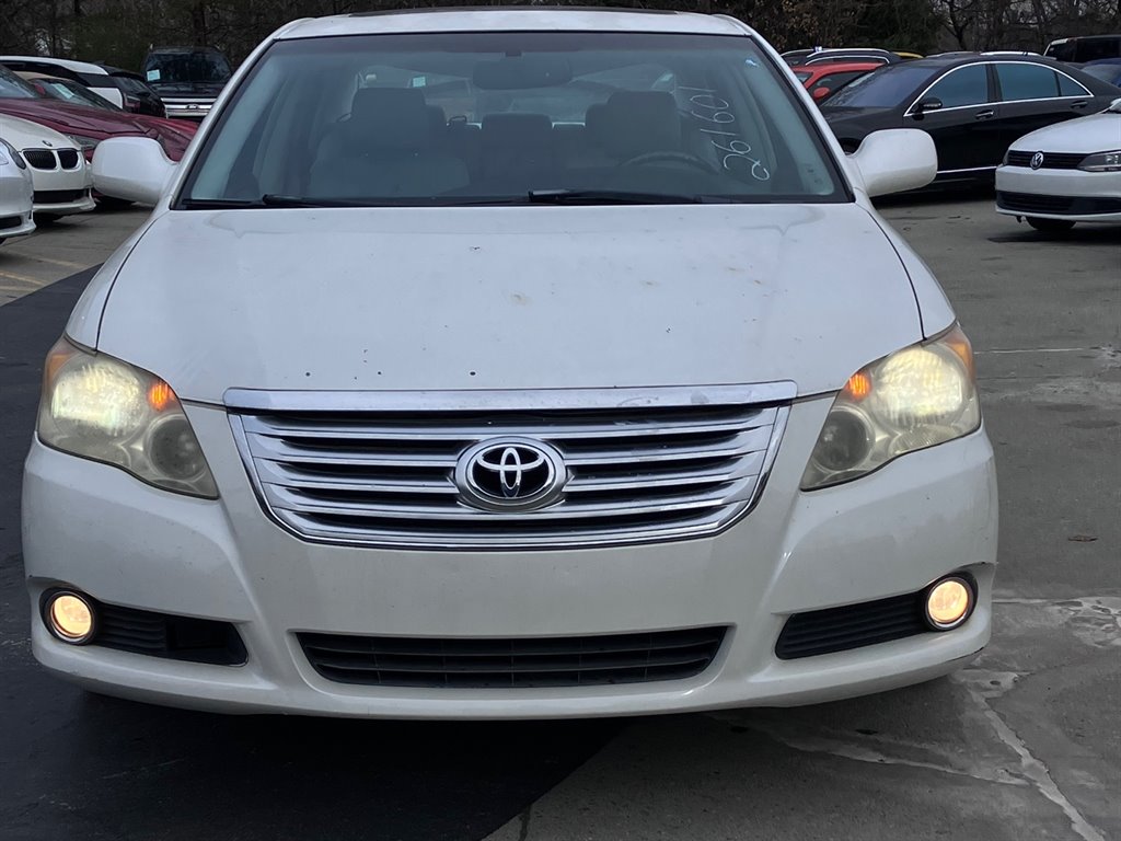 2008 Toyota Avalon Touring photo 2