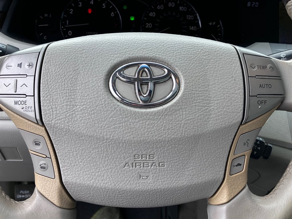 2008 Toyota Avalon Touring photo 17