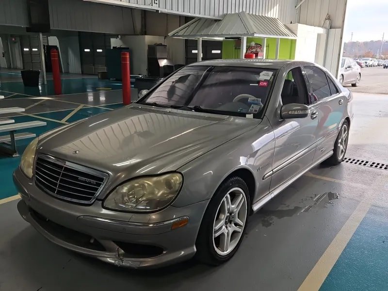 Mercedes-Benz S-Class's photo