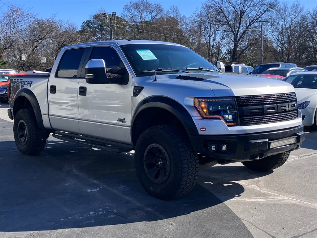 2011 Ford F-150 SVT Raptor photo 3