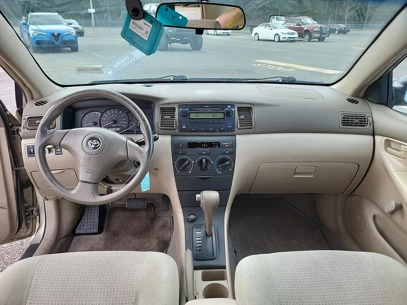 2007 Toyota Corolla CE photo 6