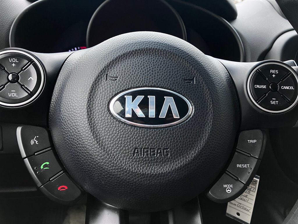 2015 Kia Soul + photo 15