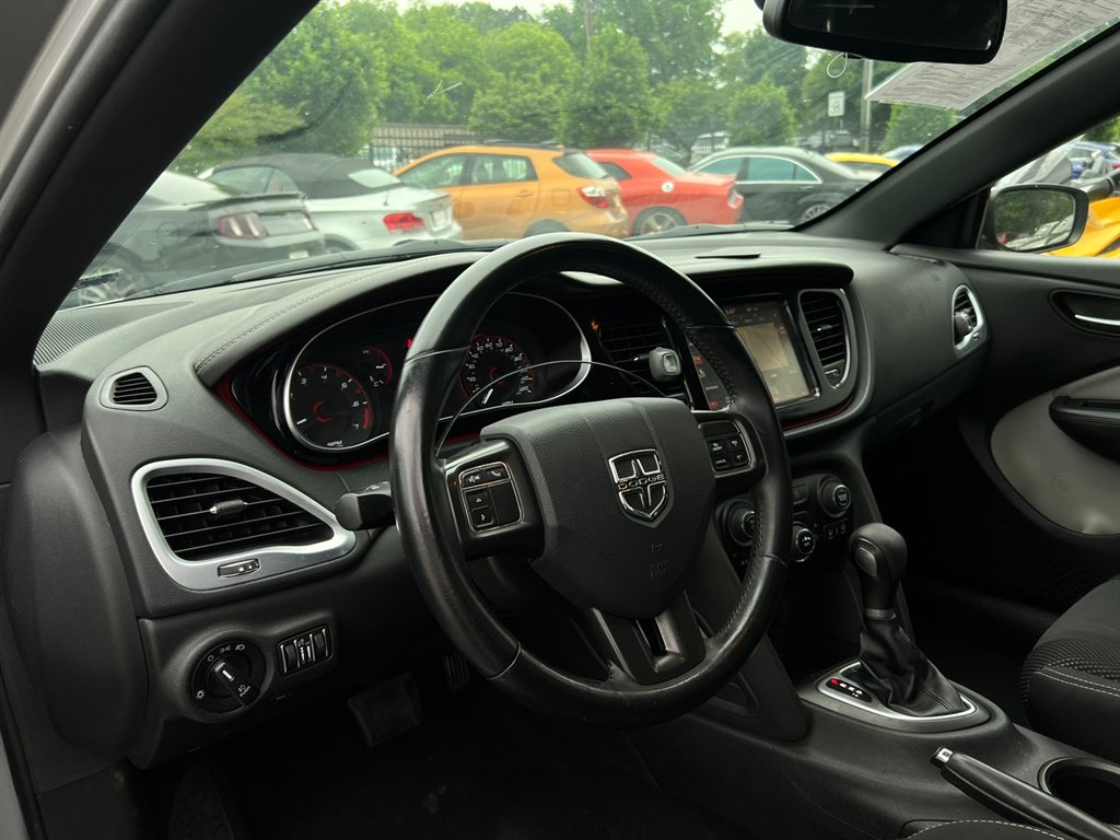 2016 Dodge Dart SXT photo 15
