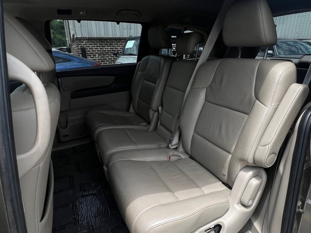 2011 Honda Odyssey EX-L photo 16