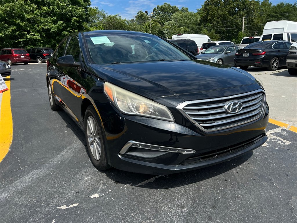 2015 Hyundai Sonata SE photo 4