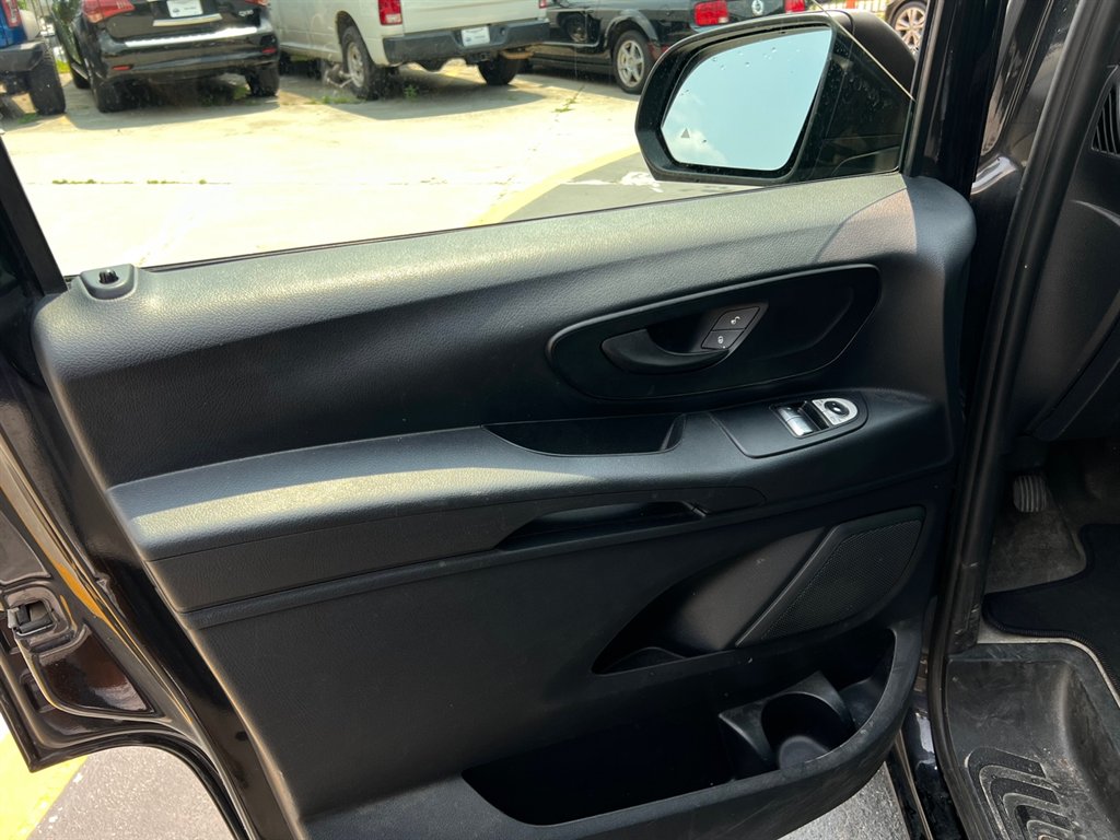 2018 Mercedes Benz Metris photo 14