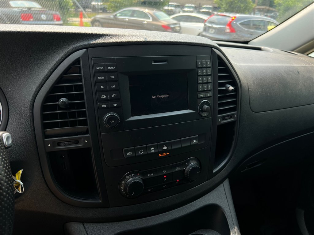 2018 Mercedes Benz Metris photo 11