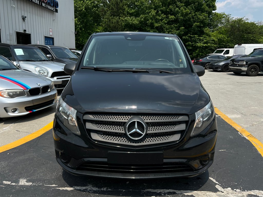 2018 Mercedes Benz Metris photo 3