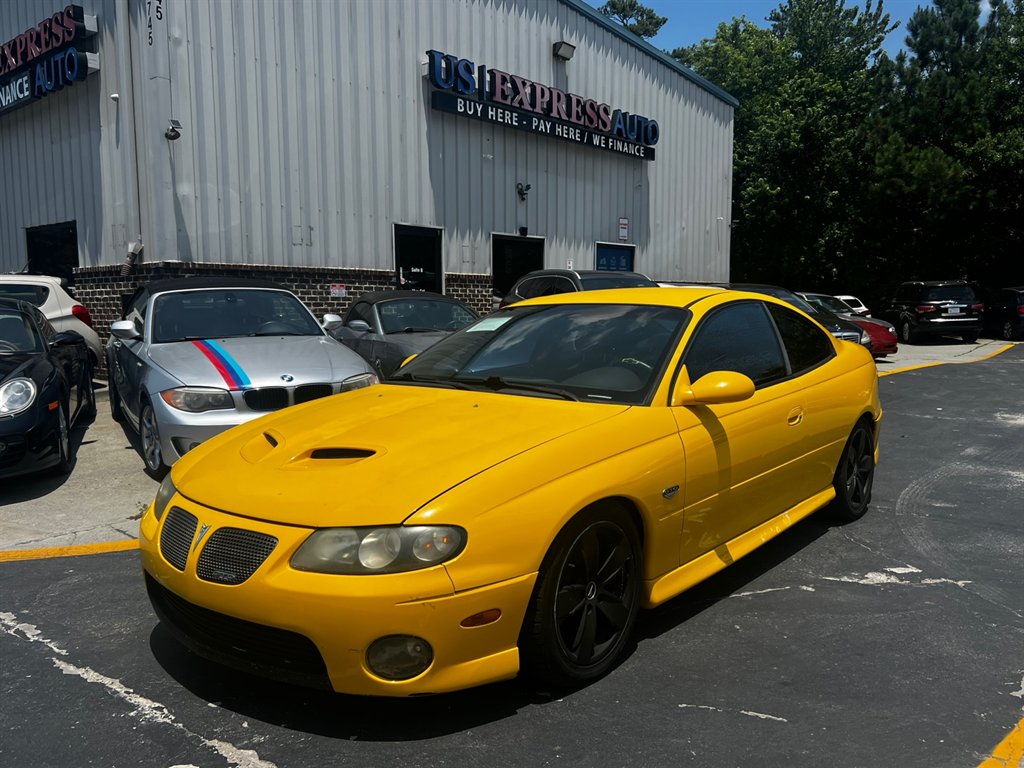 2005 Pontiac GTO Base