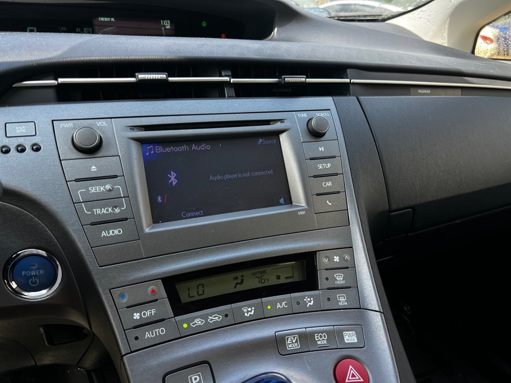 2013 Toyota Prius Base photo 15