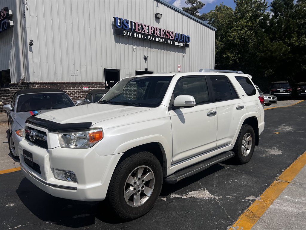 2011 Toyota 4Runner SR5's photo