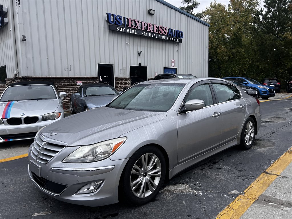 2013 Hyundai Genesis 3.8