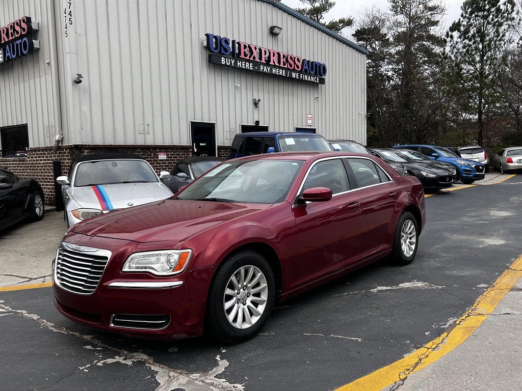 2012 Chrysler 300 Base's photo