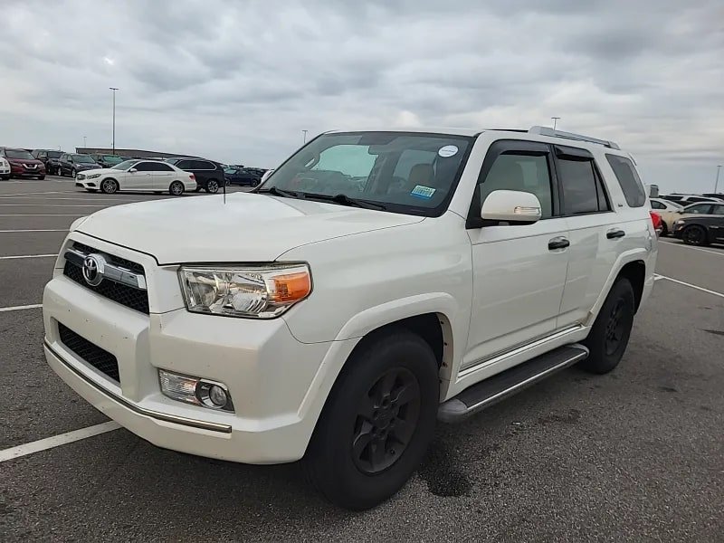 2010 Toyota 4Runner SR5's photo