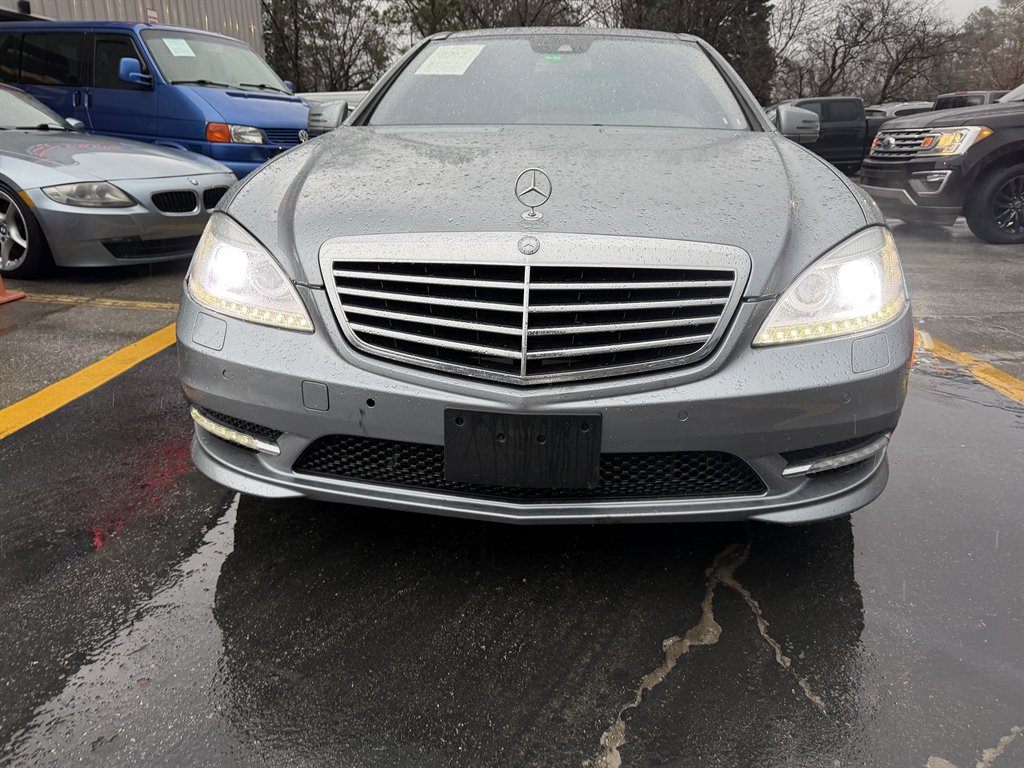 2013 Mercedes-Benz S-Class S550