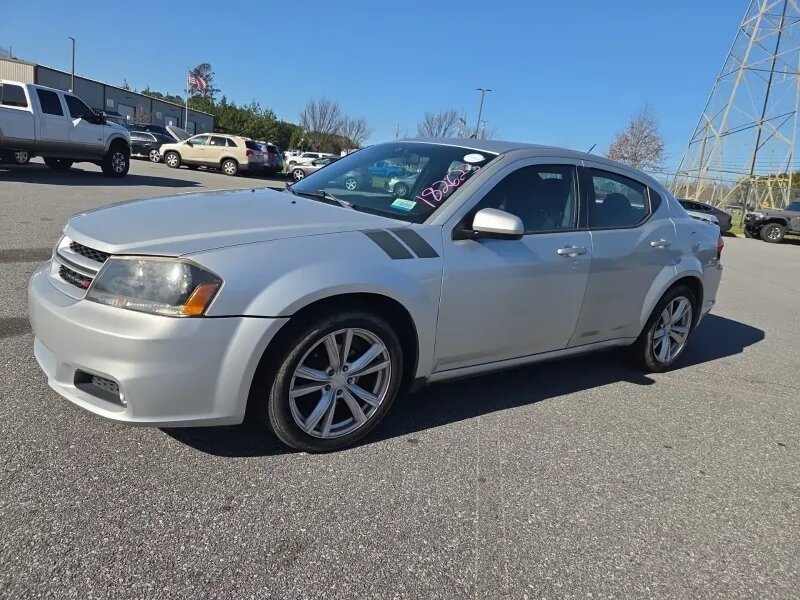 2012 Dodge Avenger R/T