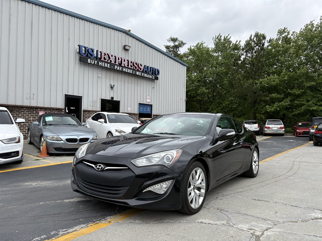 2016 Hyundai Genesis Coupe 3.8 8-Speed A/T's photo