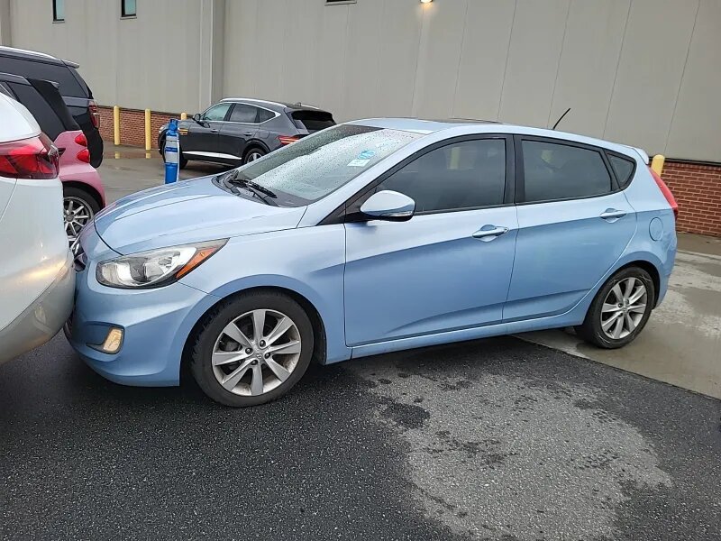 2013 Hyundai Accent SE