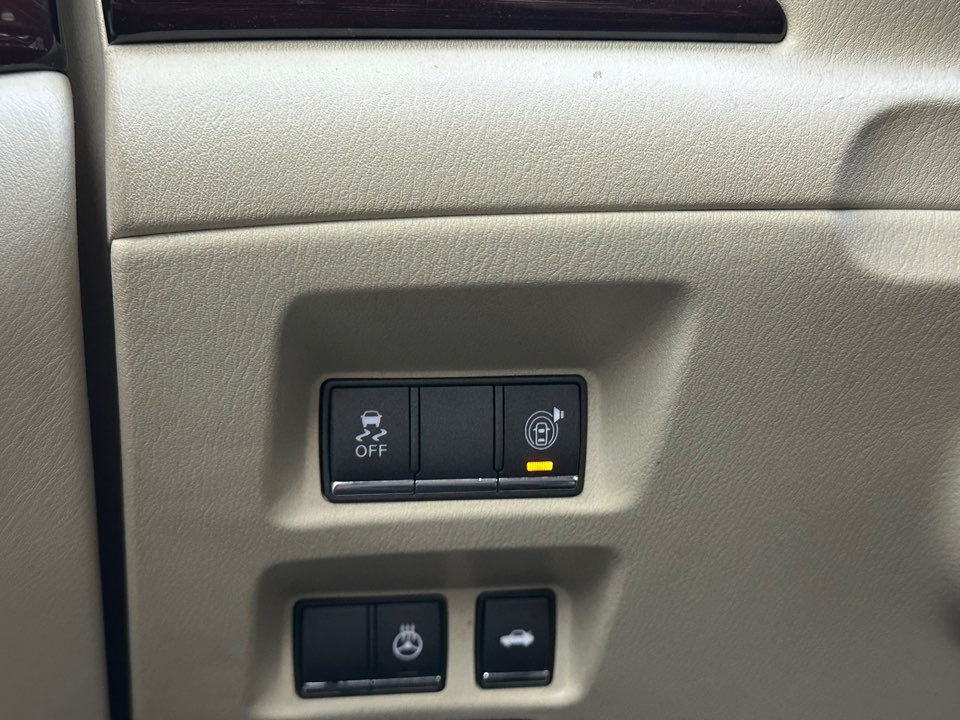 Infiniti M37 photo 15