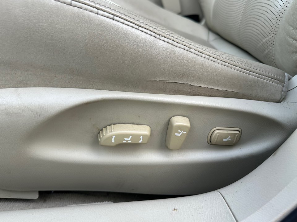 Infiniti M37 photo 13