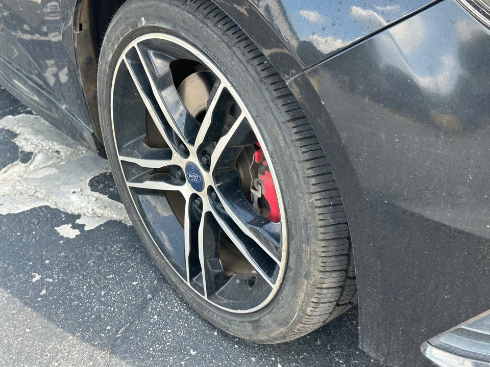 Ford Focus photo 5