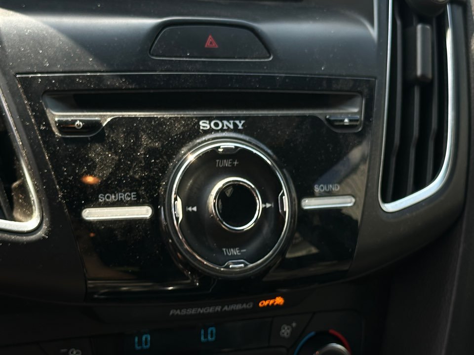 Ford Focus photo 22