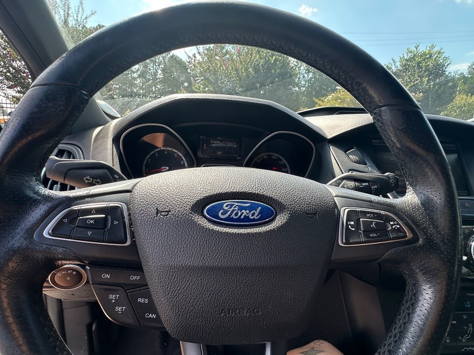 Ford Focus photo 16