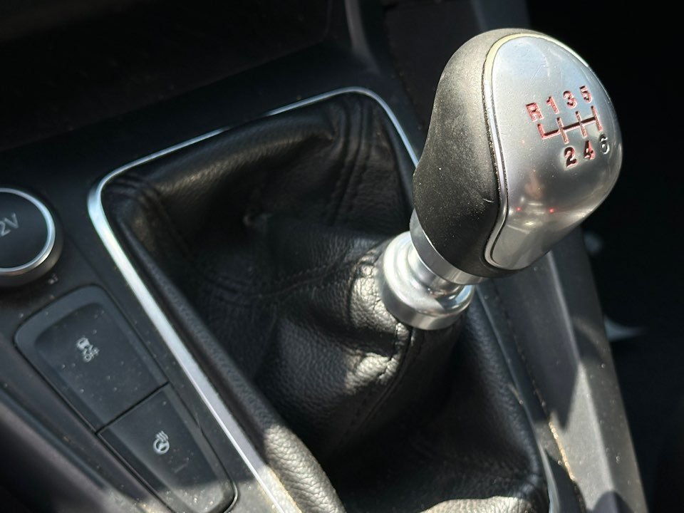 Ford Focus photo 24