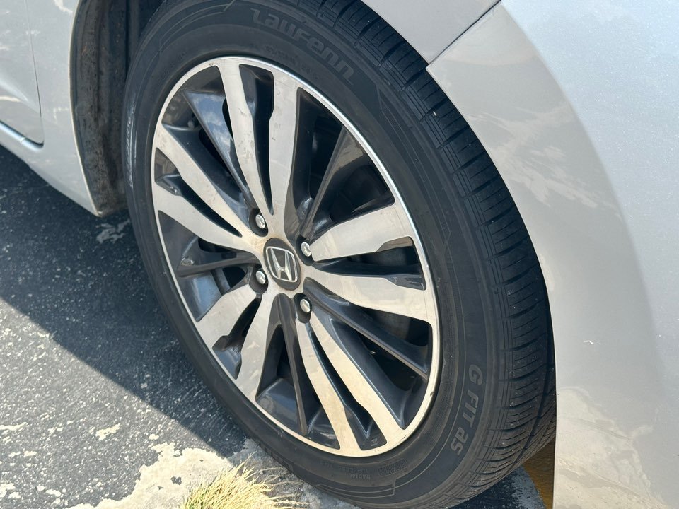 Honda Fit photo 5