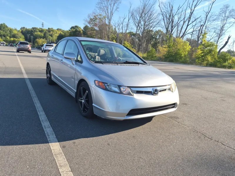 Honda Civic photo 3