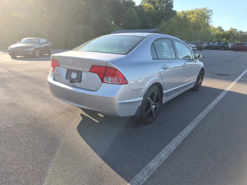 Honda Civic photo 6
