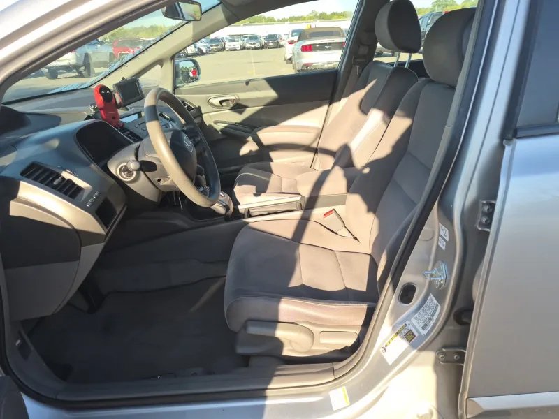 Honda Civic photo 8