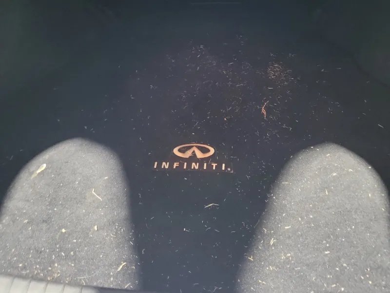 Infiniti Q50 photo 14