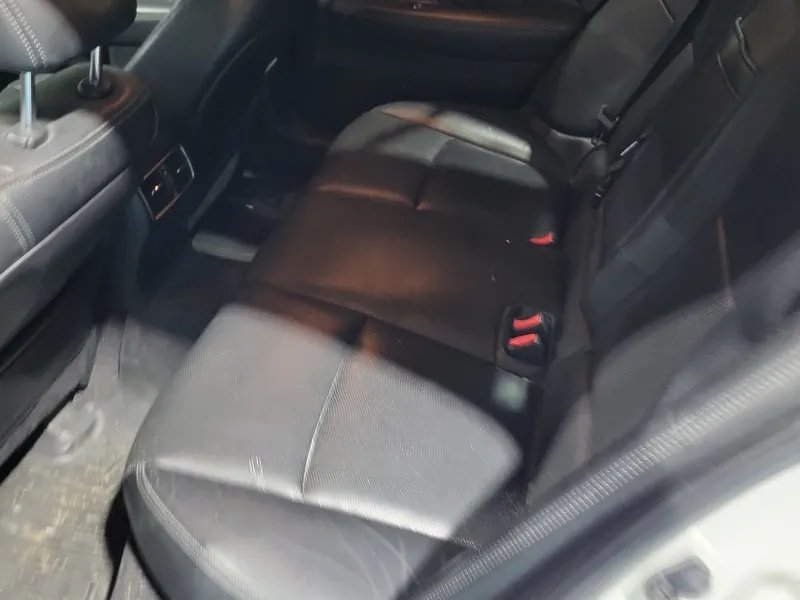 Infiniti Q50 photo 11