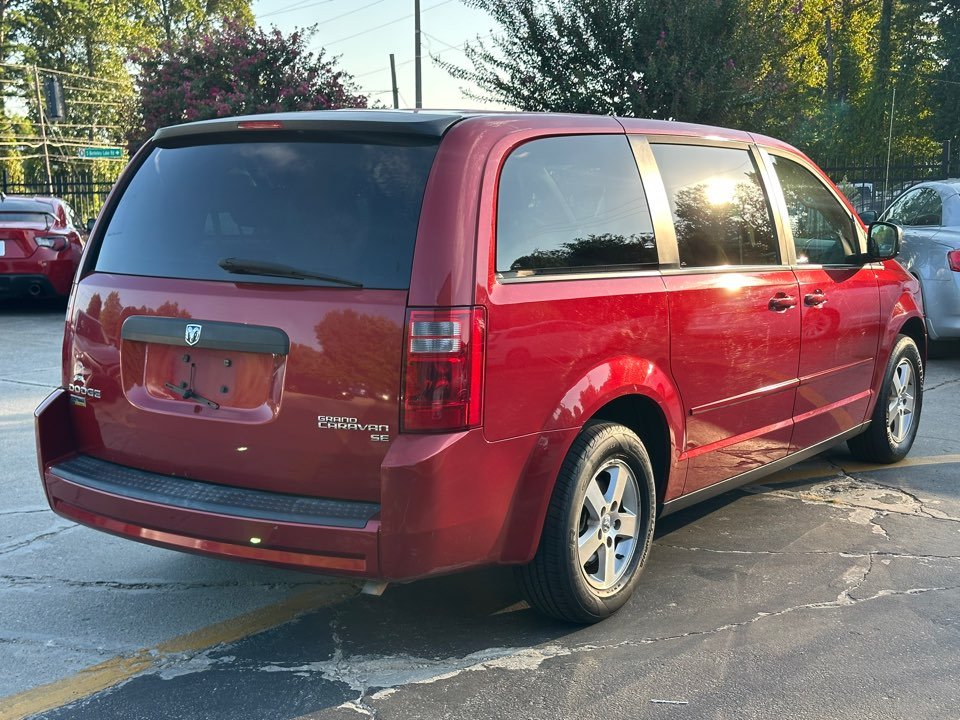 Dodge Grand Caravan photo 7