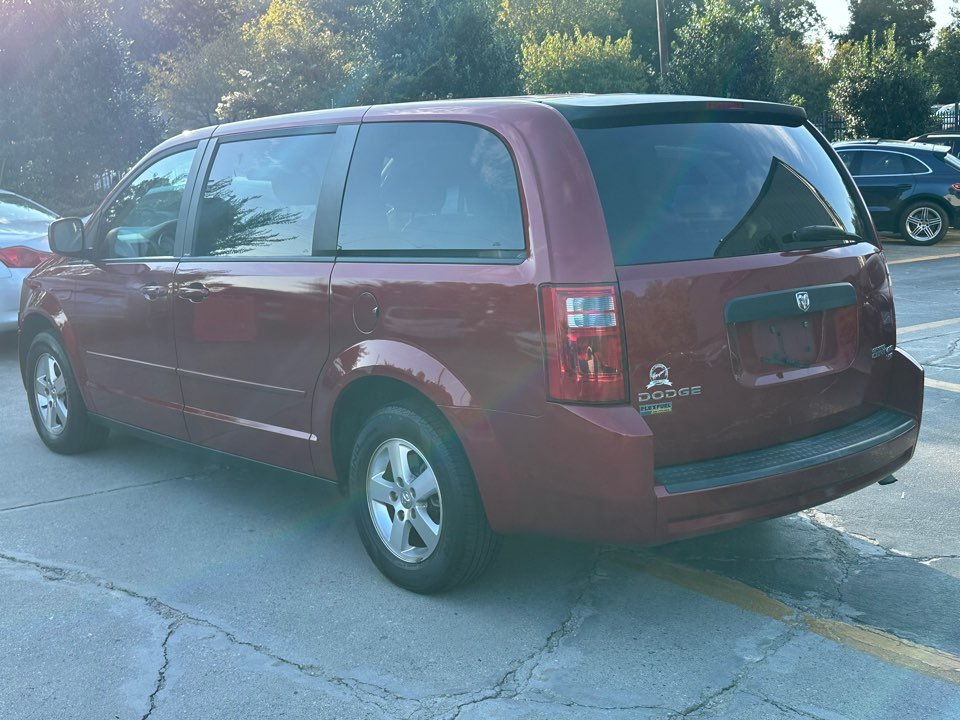 Dodge Grand Caravan photo 9