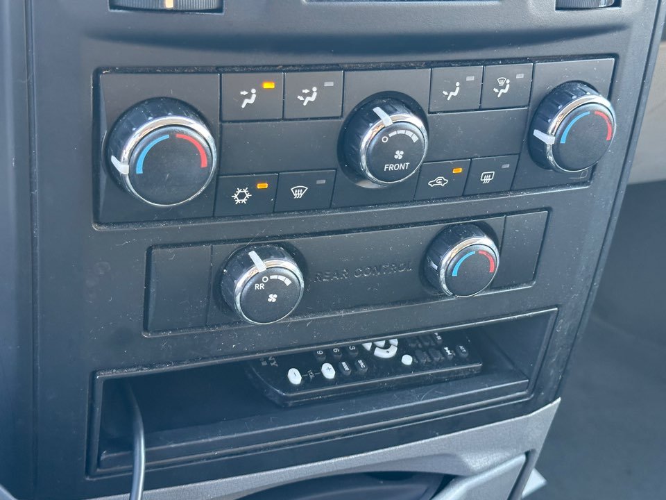 Dodge Grand Caravan photo 19