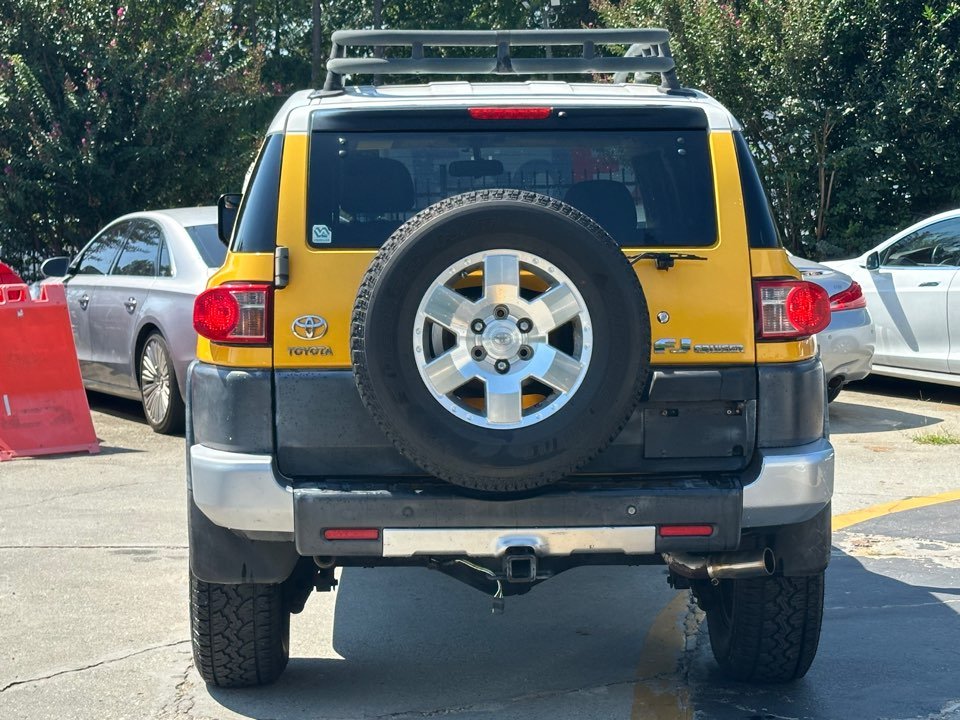 Toyota FJ Cruiser photo 8
