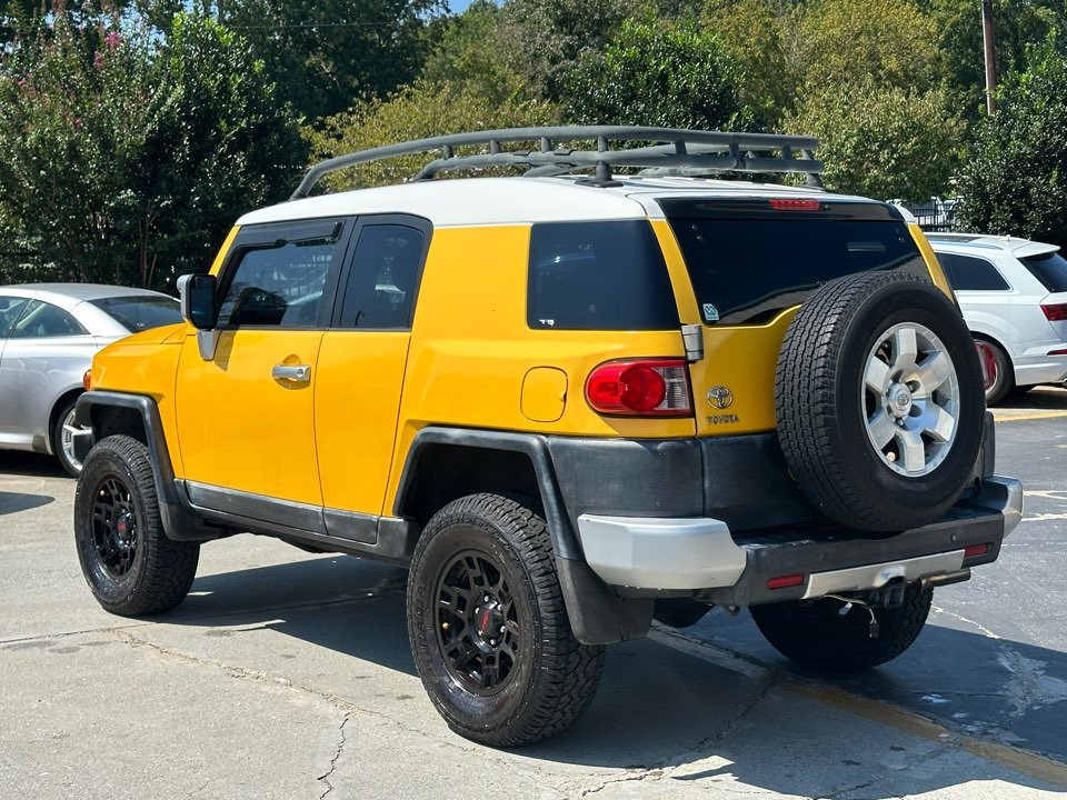 Toyota FJ Cruiser photo 9